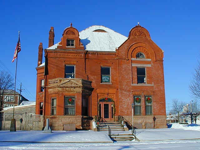 Photo: William G. Scott House with snow