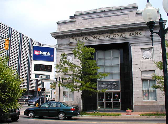 Second National Bank Building, corner of Main and 8th Streets. - Richmond, Indiana