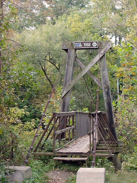Photo: Footbridge Over the Whitewater River, from Sim Hodgins Parkway to Veteran's Park